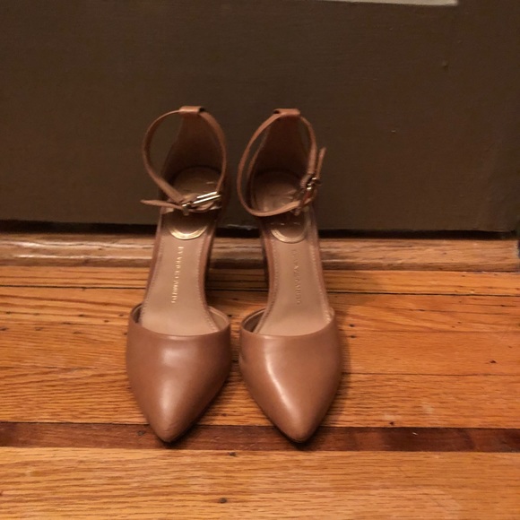 Vince Camino Signature Heels - Picture 2 of 6